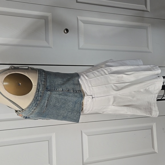 Denim Blue Reworked Cropped Top, Med, Adjustable Straps, Stretch Denim, NWT - Picture 4 of 12